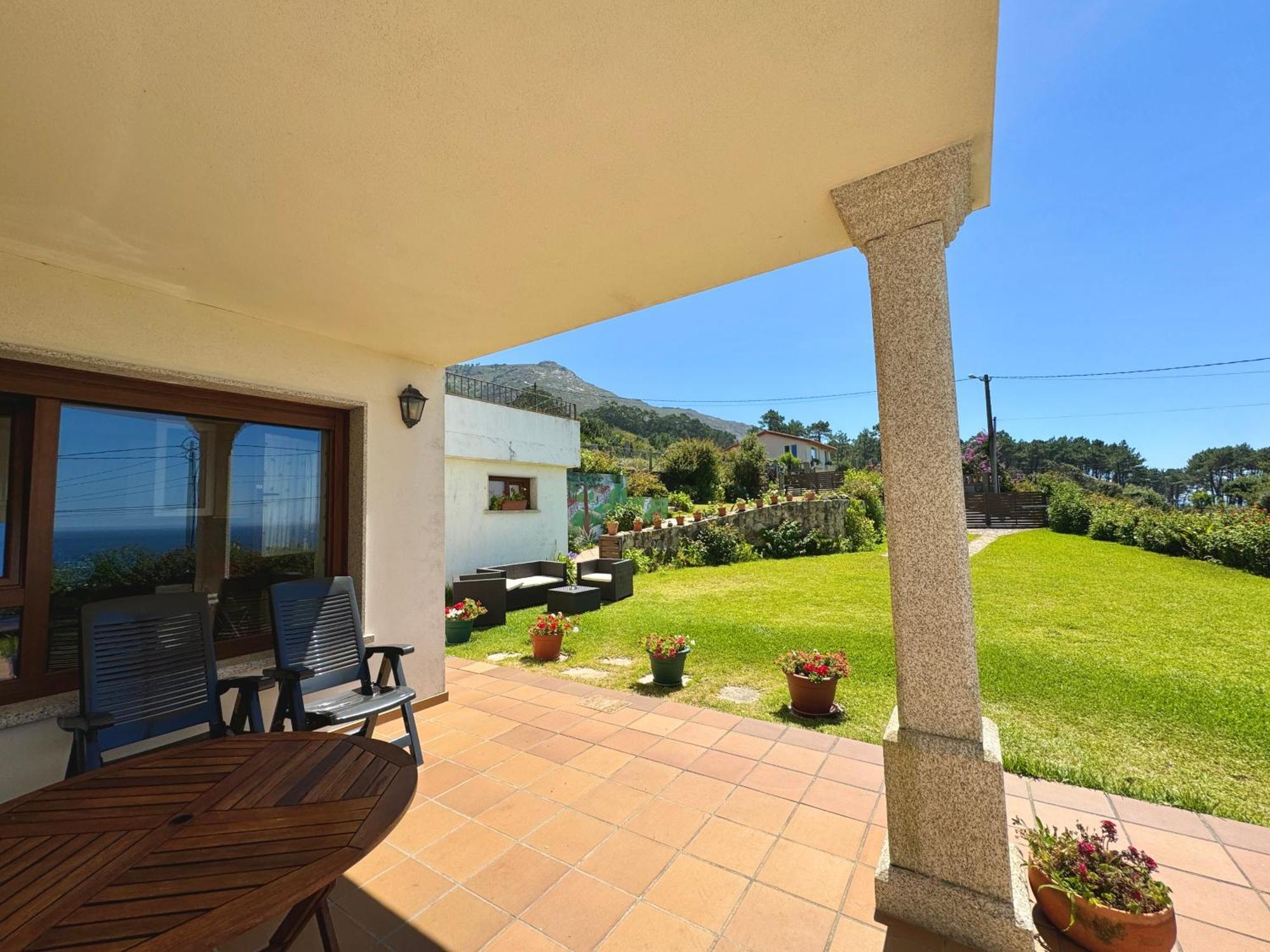 Rooms Peregrinos B Casa Alicia Rosal Exterior foto