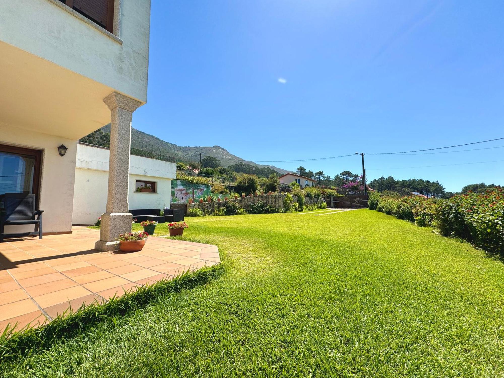 Rooms Peregrinos B Casa Alicia Rosal Exterior foto
